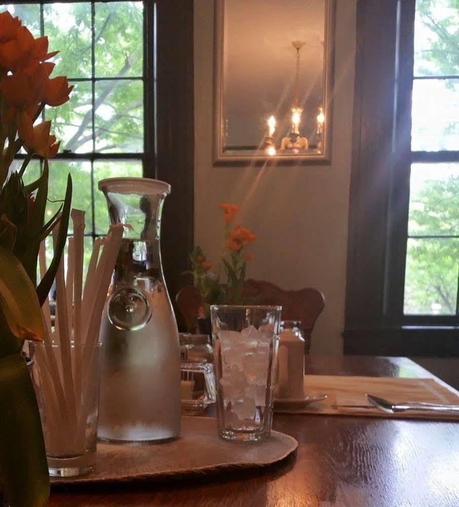 Inn At Patrick Henry'S Richmond Buitenkant foto